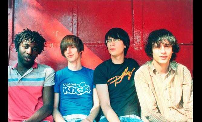 Bloc Party lanzó un tema inédito