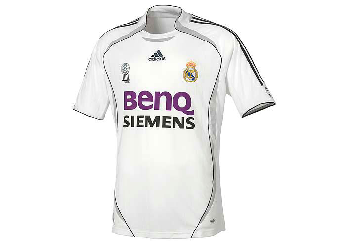 ¿Cuáles son las camisetas de fútbol más vendidas en el mundo?