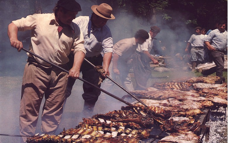 La fiesta del Asado con Cuero