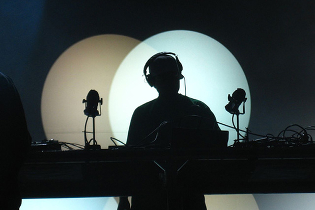 Conoce el set controversial de DJ Shadow