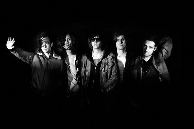 The Strokes y otro lanzamiento