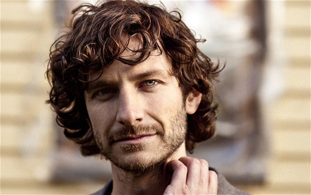 Gotye vuelve a sus raíces