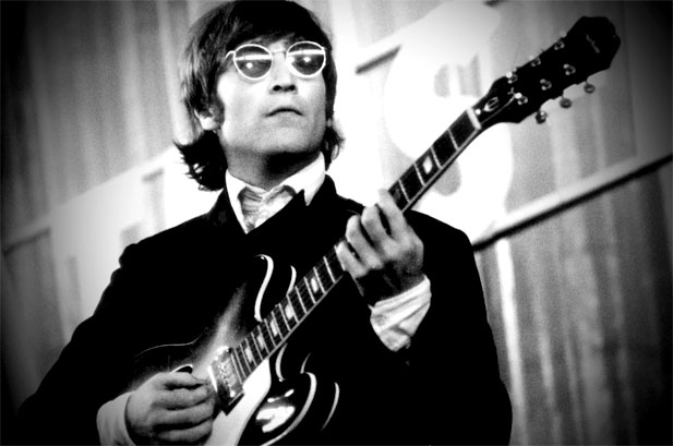 ¿Querés el microfono de Lennon?