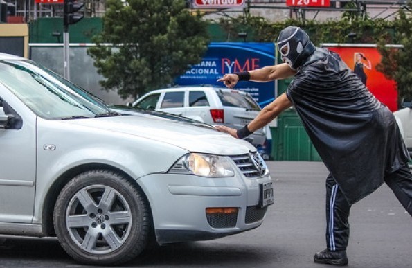 “Peatonito” el super héroe mexicano