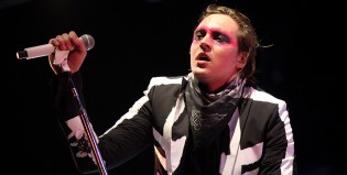 Win Butler sigue en Arcade Fire