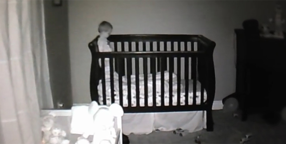 Mirá lo que hace este bebé en vez de dormir la siesta
