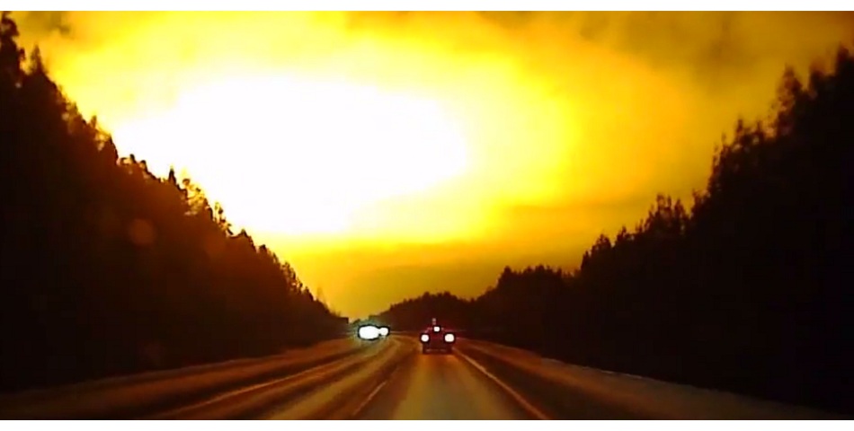 Explosión en el cielo en Rusia