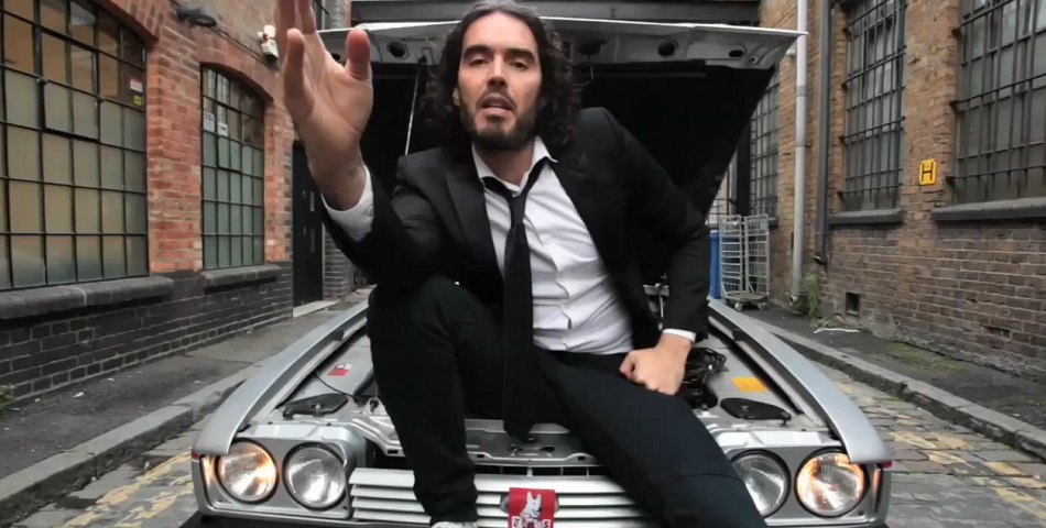 Russell Brand hizo un cover de Blur