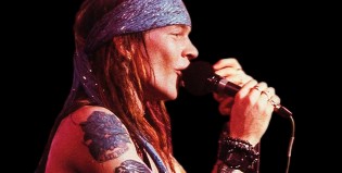 Axl Rose se puso misterioso