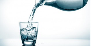 Beneficios del agua para la salud y la belleza