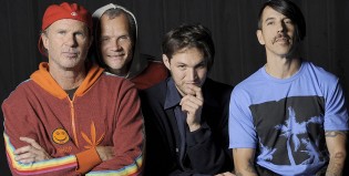 Red Hot Chili Peppers con nuevo productor
