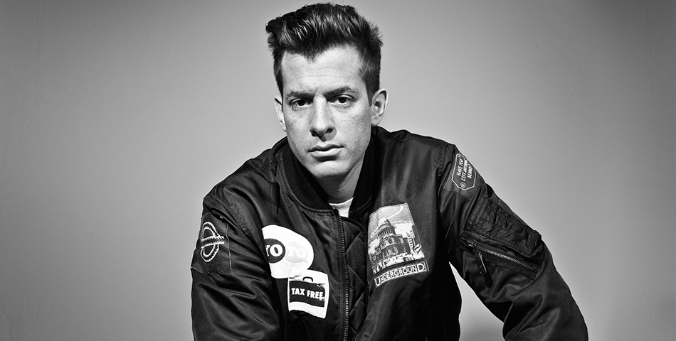 ¿Con quién está trabajando Mark Ronson?