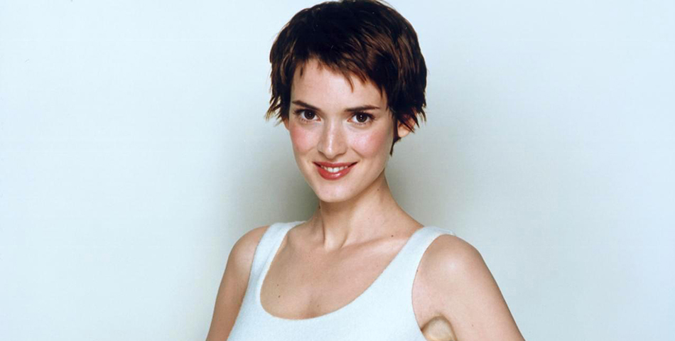 Winona Ryder estrenó cara