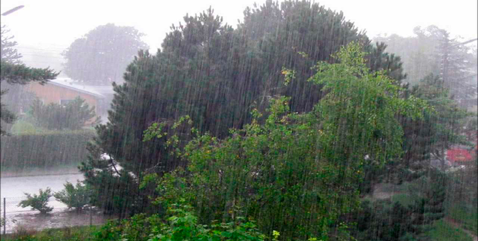 Descubrieron por qué llueve tanto los fines de semana