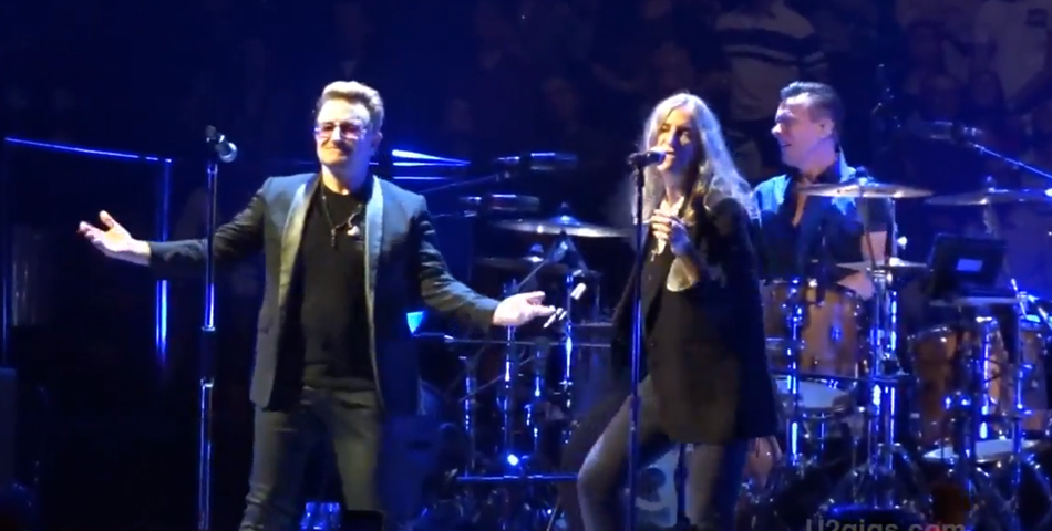U2 y  Patti Smith juntos