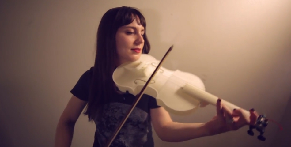 Así suena un violín impreso en 3D