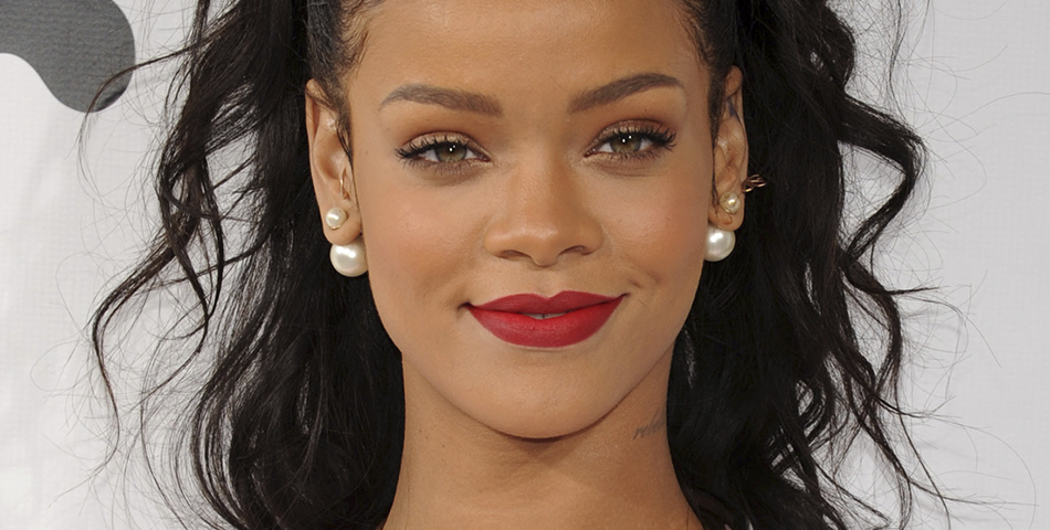 Rihanna presentó un adelanto de ANTI, su nuevo disco