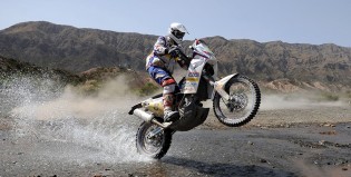Un amateur le ganó a un competidor del Dakar