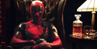 Todo mal entre el director de Deadpool y Ryan Reynolds