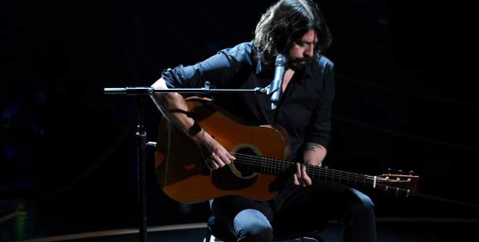 Dave Grohl el encargado de la música durante el “In Memoriam”