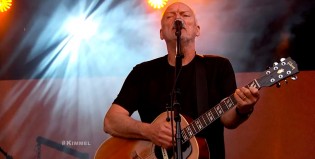 Así fue el paso de David Gilmour por lo de Jimmy Kimmel
