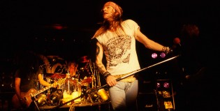 Así suena la voz de Axl Rose con un tema de AC/DC