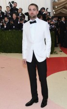 robert pattinson met