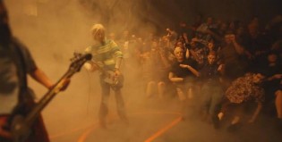 Una recreación del video de “Smell like teen spirit” es exitoso en redes