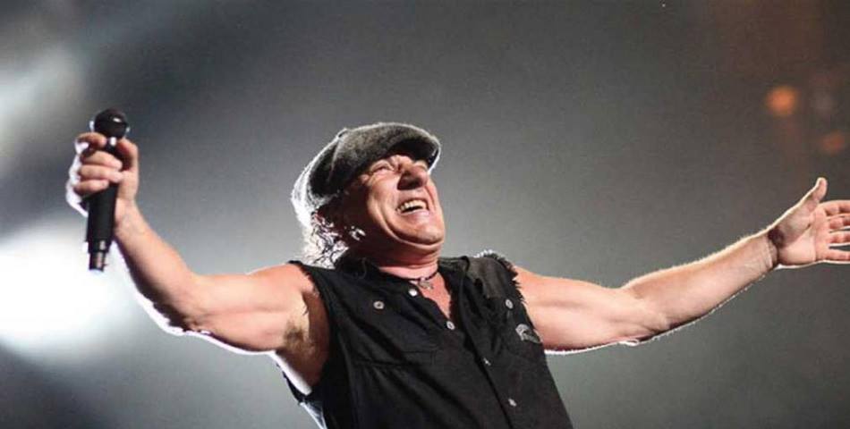 AC/DC: Brian Johnson volvería pronto a los escenarios