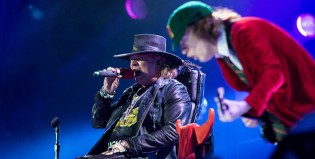 AC/DC desempolvó un clásico con Axl Rose en vivo