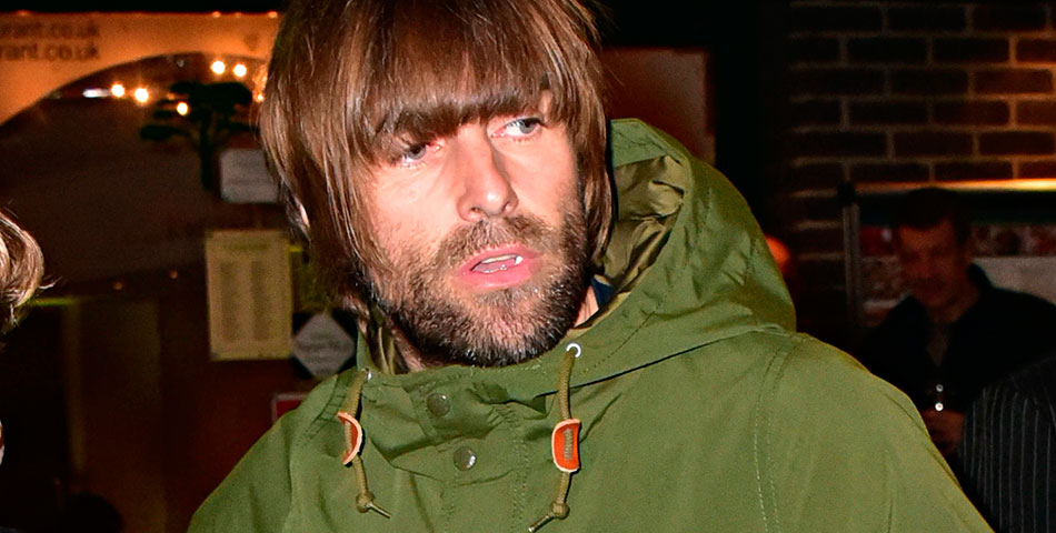 Parece que Liam Gallagher necesita una abrazo