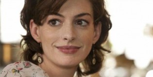 “Live Fast Die Hot”: Anne Hathaway protagonizará la adaptación del ‘best-seller’ de Jenny Mollen