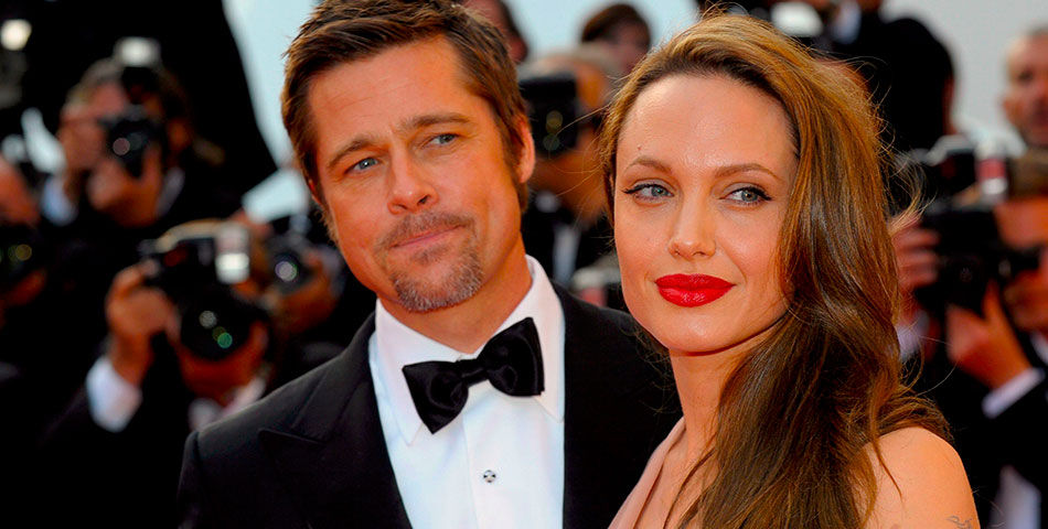 ¡¿Angelina llamó a Jennifer para hundir a Brad?!