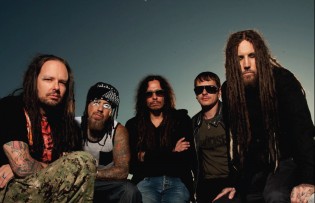 Korn estrenó nueva canción: “Take Me”