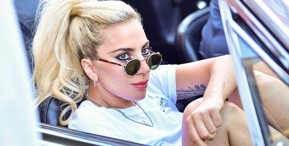 Lady Gaga estrena A-Yo