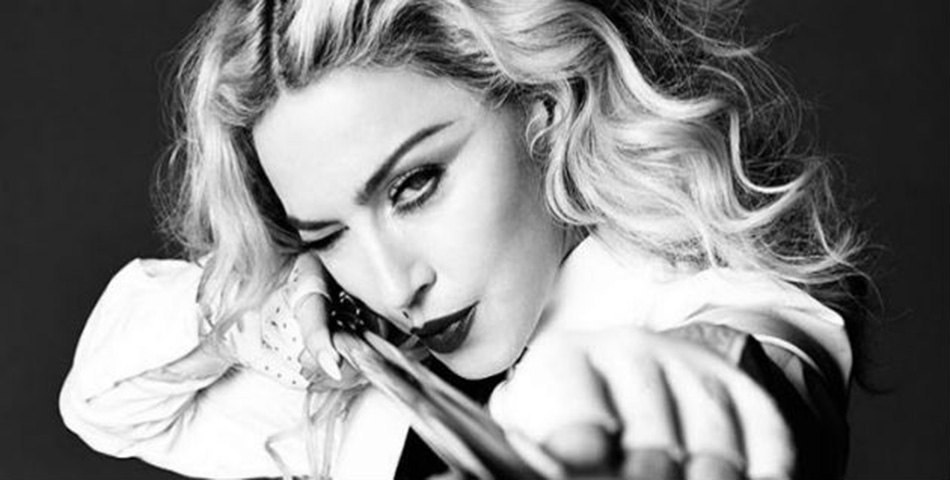 Madonna habría llegado borracha a una exposición de arte