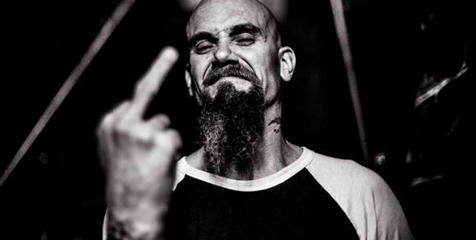 Nick Oliveri, ex Queens Of The Stone Age, anuncia nuevo disco como solista