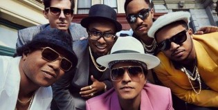 “Uptown Funk” de Bruno Mars cantada con fragmentos de 280 películas es lo mejor que vas a ver hoy
