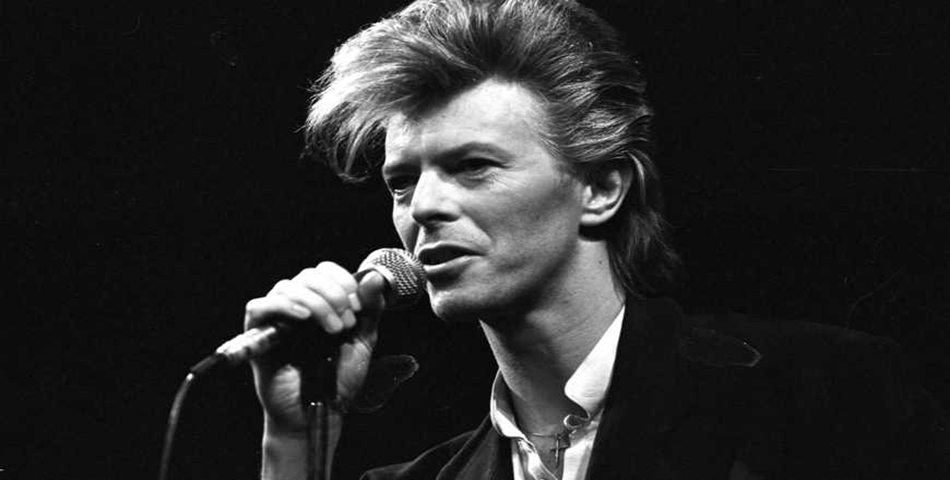 Develaron la letra original de Starman de David Bowie
