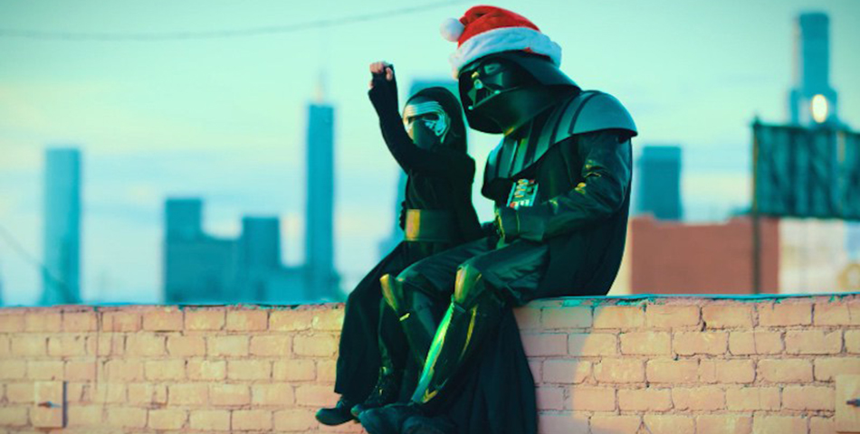 El regreso más temido (y divertido): Darth Santa y Kylo Ren