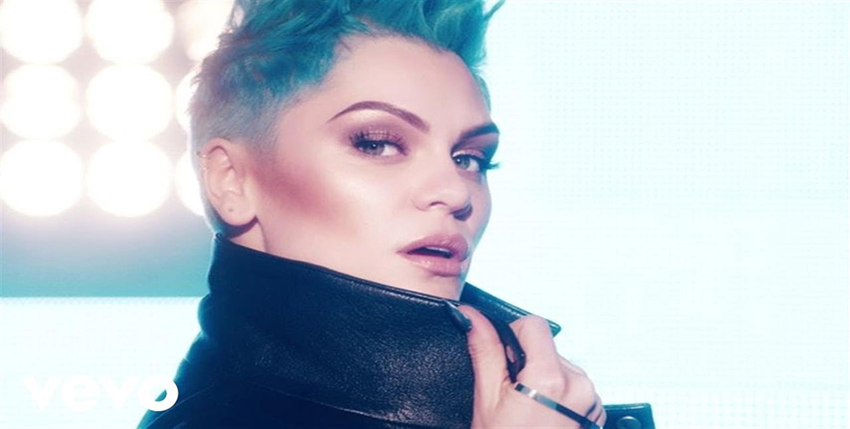 Jessie J regresa con nuevo tema y un look que la rompe