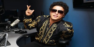 Bruno Mars se suma a la noche de los Grammy