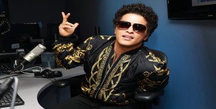 Bruno Mars se suma a la noche de los Grammy