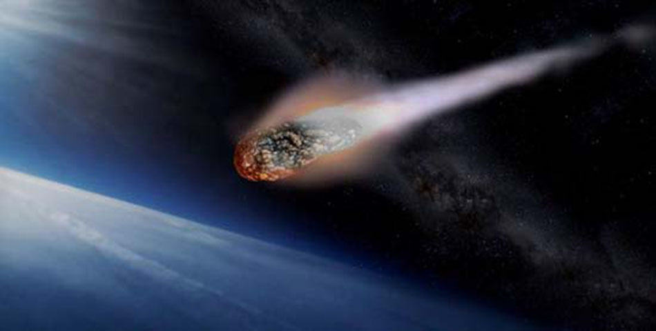 Captan el momento exacto en el que un meteorito cae en una ciudad Rusa