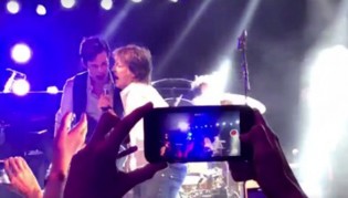 El primer gran encuentro del 2017: The Killers y Paul McCartney