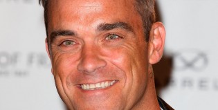 Robbie Williams fumó marihuana en el Palacio de Buckingham