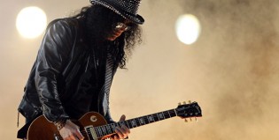 Chau Guns: Slash se corta solo