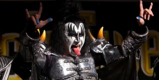 Gene Simmons recibió un “correctivo” por los cuernitos