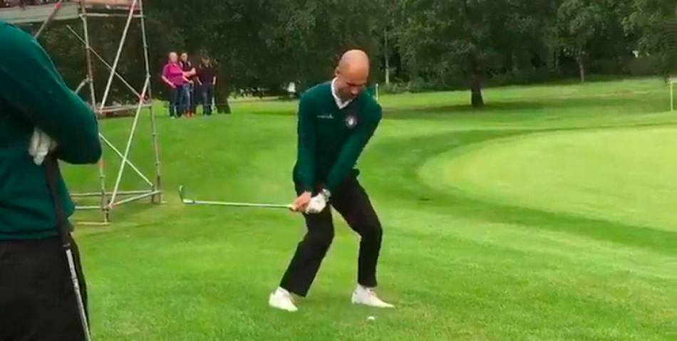 Pep Guardiola también es crack en el golf