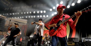 Otro homenaje a Chris Cornell: Prophets of Rage junto a Serj Tankian